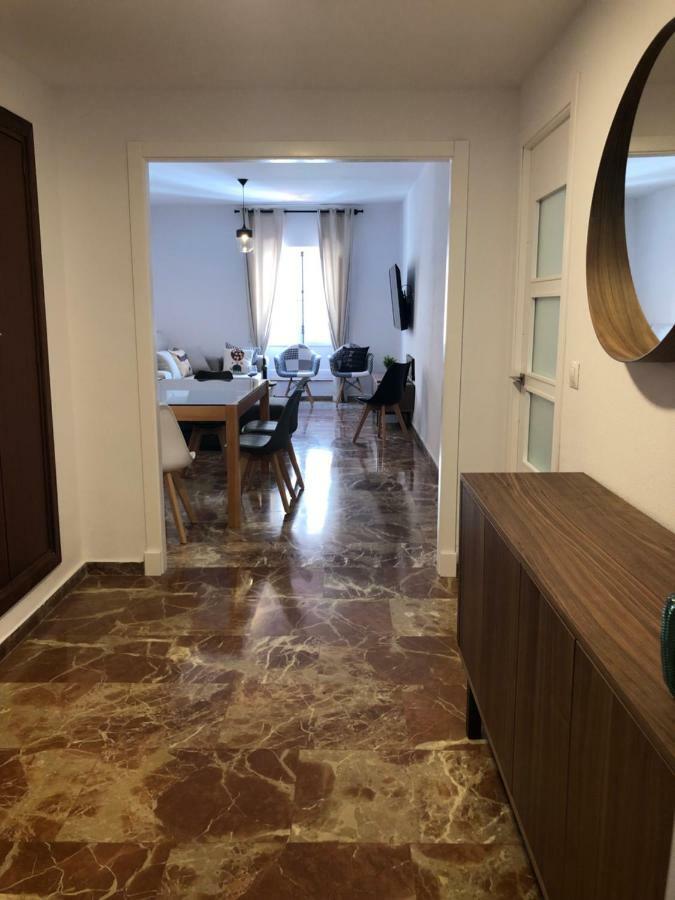 Apartment Gatu Premium Aramburu, 